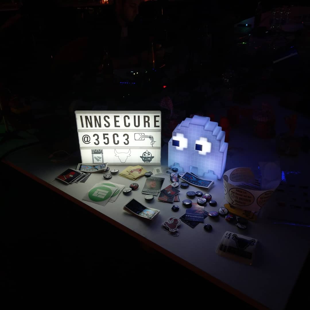 MysteryH4ck's tweet photo. Hi everyone! Thanks for coming by our assembly at #35C5! It's been awesome meeting so many people! Next year we'll try to organize some activities and bring @thepenguicorn badges! https://t.co/D1pHrocBRc