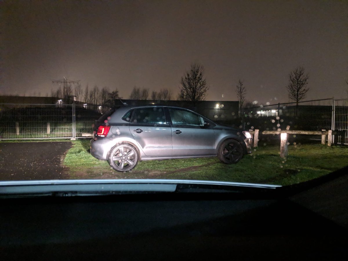 Laatste dienst van het jaar voor mij. Beslagen ramen is toch om aandacht vragen. Anders plekje zoeken...