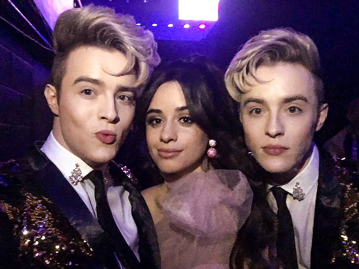 planetjedward's tweet photo. Ring in the New Year with 𝙧𝙚𝙖𝙡 𝙛𝙧𝙞𝙚𝙣𝙙𝙨 🙌🏻 dancing to 𝙃𝙖𝙫𝙖𝙣𝙖 cuz there’ll be no 𝙘𝙧𝙮𝙞𝙣𝙜 𝙞𝙣 𝙩𝙝𝙚 𝙘𝙡𝙪𝙗 and the next day after all those 𝙗𝙖𝙙 𝙩𝙝𝙞𝙣𝙜𝙨 😉 we’ll all feel the 𝙘𝙤𝙣𝙨𝙚𝙦𝙪𝙚𝙣𝙘𝙚𝙨 and 𝙣𝙚𝙫𝙚𝙧 𝙗𝙚 𝙩𝙝𝙚 𝙨𝙖𝙢𝙚 ❤️ https://t.co/vrYy2fApem