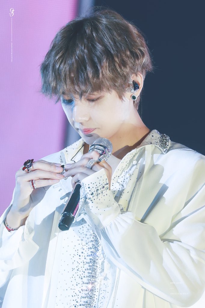BTZazziella's tweet photo. Happy Birthday Tae #photo15
💜💜💜
#Taehyung
#TaehyungMayYouShineBright
#HAPPY_VIRTHDAY https://t.co/7evXgP1oAd