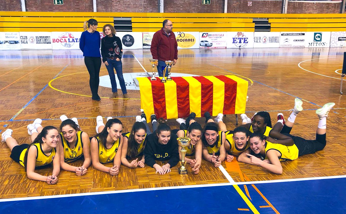 ASRBasketAlmeda's tweet photo. Amb una nova final, aquesta jugada pel #CF2ALM al Torneig #ViladeMartorell tanquem la competició d’aquest 2018, i ho fem amb una nova victòria!!

Excel·lent any de la #generació04 amb grans èxits i aprenentatges!!

Felicitats EQUIP i famílies!!

#adnAlmeda https://t.co/RU7UT8CSKq