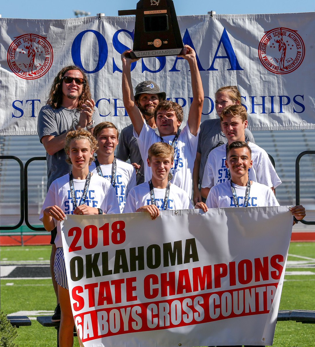 DeerCreekXC's tweet photo. Fun fact: Deer Creek was smallest school by ADM to even qualify for OSSAA 6A State Meet on either side &amp; won both boys &amp; girls! https://t.co/eJpPMSsfQi
