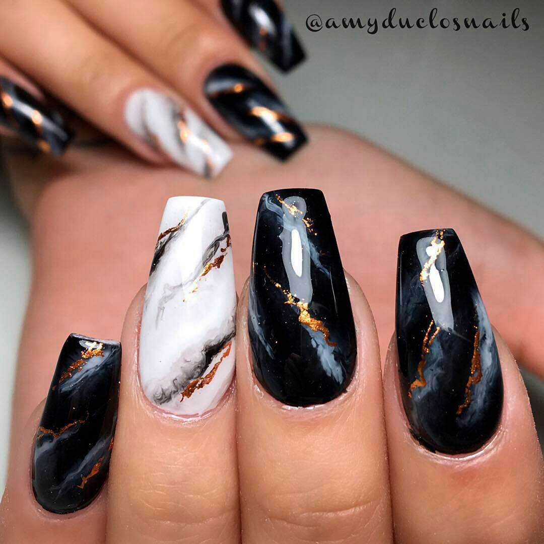 Embrace the Festive Season with Creative Christmas Nail Ideas, Nail Art  Inspirations, and Mesmerizing Marble Nail Art at Beautiful Fashion Nail  Art! | by Beautiful Fashion Nail Art | Medium