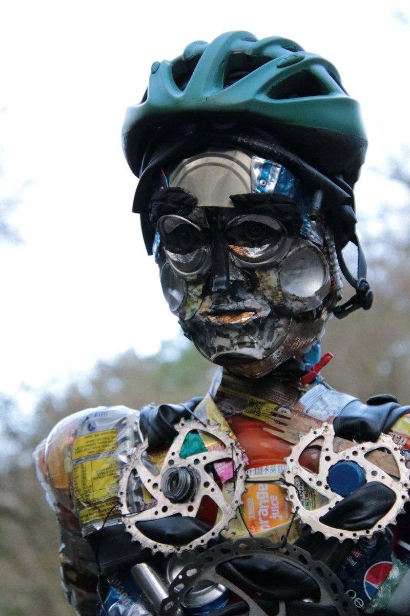 GreavesToni's tweet image. Made from old bike parts and discarded pieces of litter which can be found in the FOD #Gloucestershire, this sculpture by @michelle3duk aims to remind people to take their litter home and dispose of it responsibly.