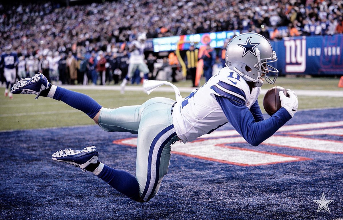 lululopezsalas's tweet photo. Con este atraparon del #Beasly @Bease11 ganan dramáticamente los @dallascowboys a #NY 36-35 muy al estilo #DallasCowboys uffff que sufrimiento jajajaja https://t.co/gdjmKUG7MD