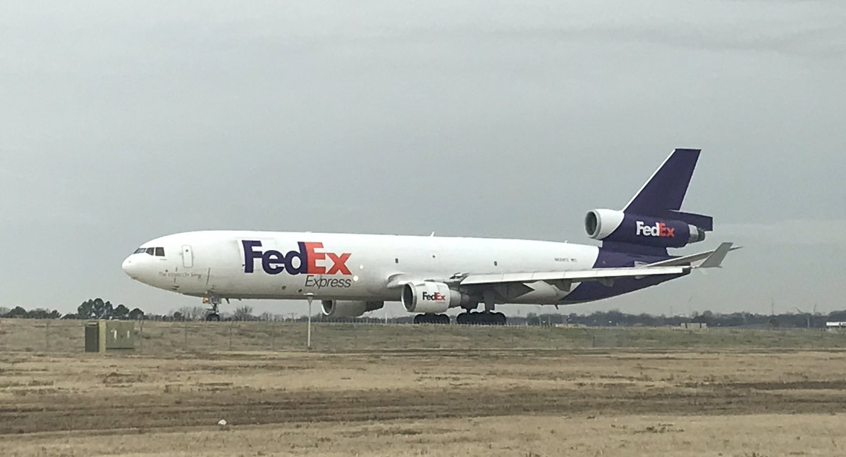 ClaytonWScott's tweet image. Cell phone lot at #KMEM has some good views #MD11