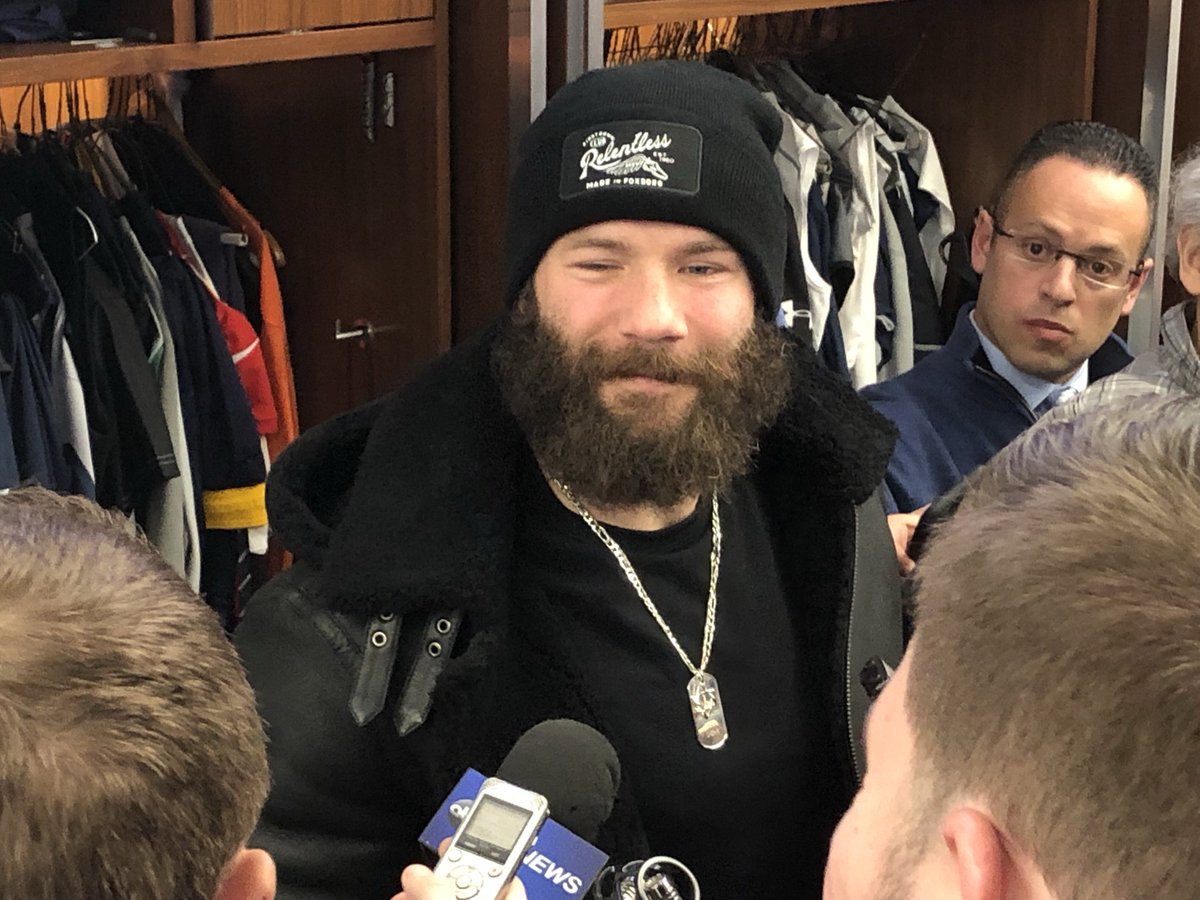 BenVolin's tweet photo. Edelman missed his $500k incentive by 1 TD. “Sometimes you get it, sometimes you don’t.” https://t.co/81UICp0sQY