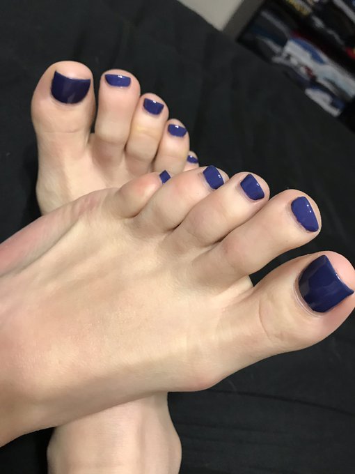 #feet https://t.co/CEYm4QRrkn<a href="/tag/feet"class="tags">#feet</a>