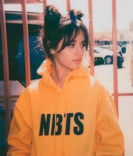 CCamilizersMX's tweet photo. Para cerrar con broche de oro este maravilloso año #2C18 ¡habrá DOS ganadores de merch oficial del NBTS Tour! Anunciaremos a los ganadores el día de mañana, sigan participando amigos, la dinámica cierra hoy a las 5pm 😊💚 #NavidadCamilizerMX🎄 https://t.co/gzYUWtRD7X