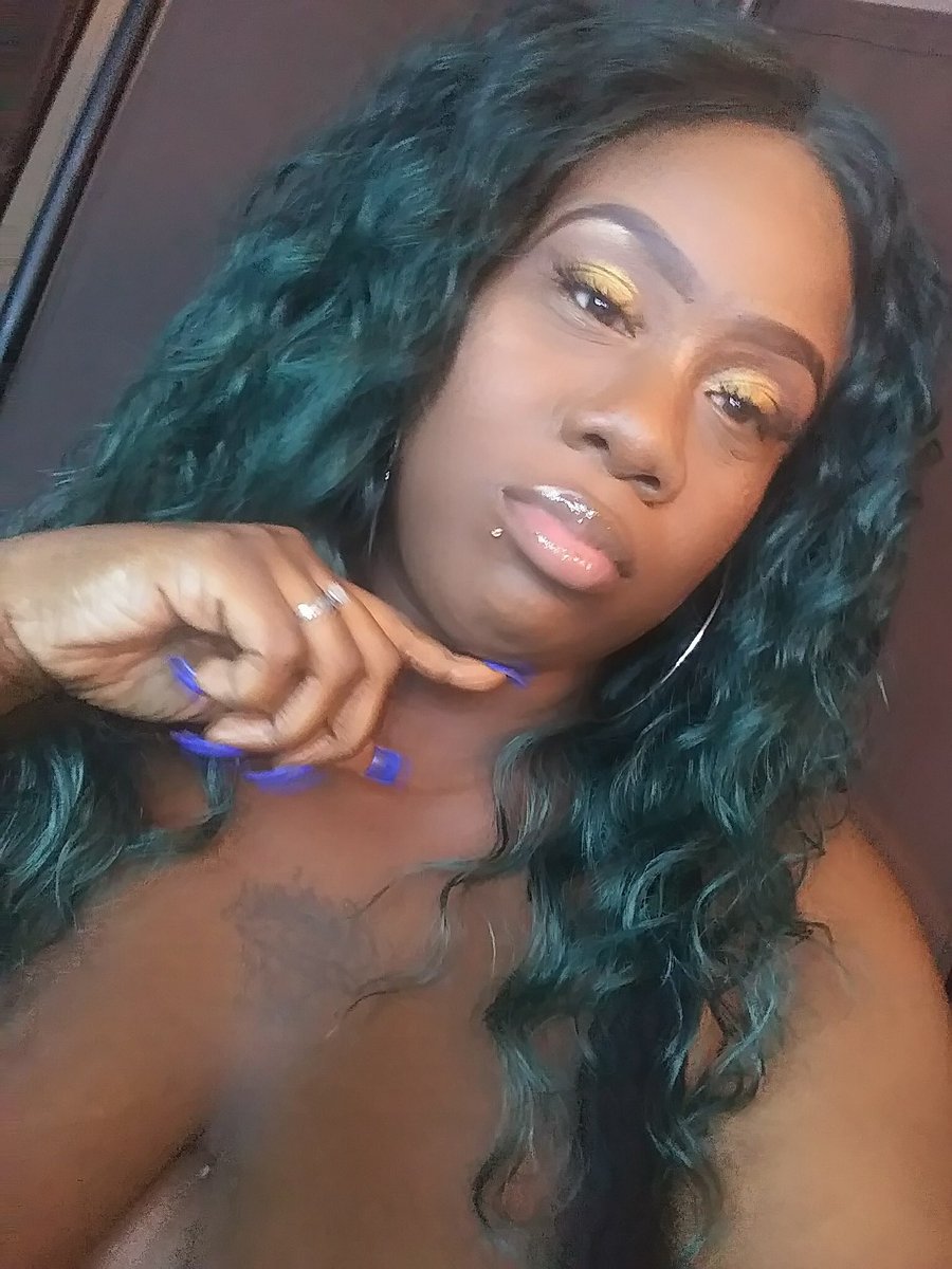 B1t3rbaby's tweet photo. ╔══╗
║╔═╝
║╔╝🇴 🇱 🇱 🇴 🇼
╚╝ 🇷 🇪 🇹 🇼 🇪 🇪 🇹
The mighty Queen & creator of #GQJ
@Greedy_FinMiss
Let her lead you into debt & financial ruin!
@MisterVegas4u @OfficialTeamTNT @babesreal__ @CMP_4U @VirtuAss @RTAlex_1 @timjack122 @Jaknez @abby_promo @iKaylaSky https://t.co/4qmdnpA8ic