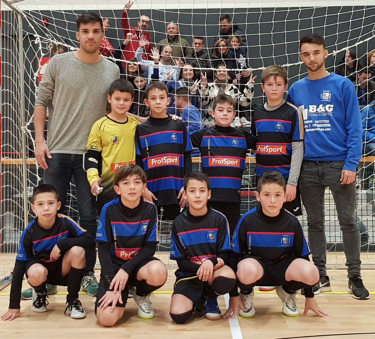 CECollbato's tweet photo. Aquest cap de setmana el Benjamí @ProtSport #Collbató s'ha proclamat SUB Campió del torneig Iternacional de Sant Cugat jugant la final davant el Montpellier. Felicitats campions! #orgullosos #juntssommesforts https://t.co/VtqU2EkLB2