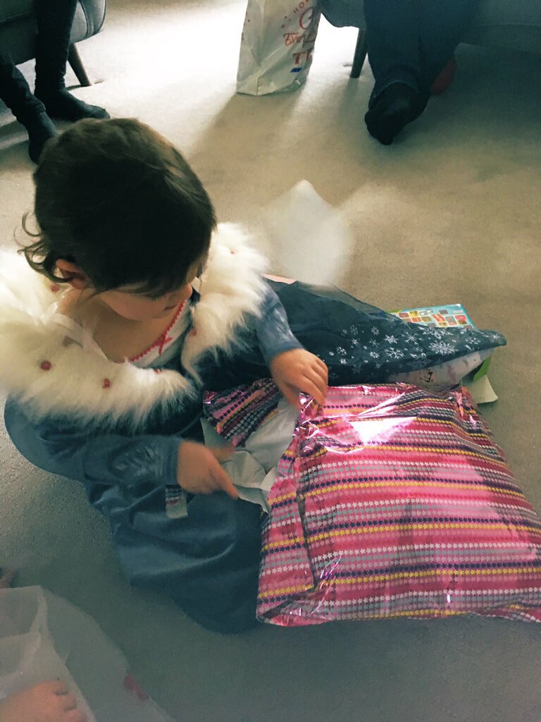 maxinebromley73's tweet photo. Three! 🎂💞 https://t.co/y9futQnIQS