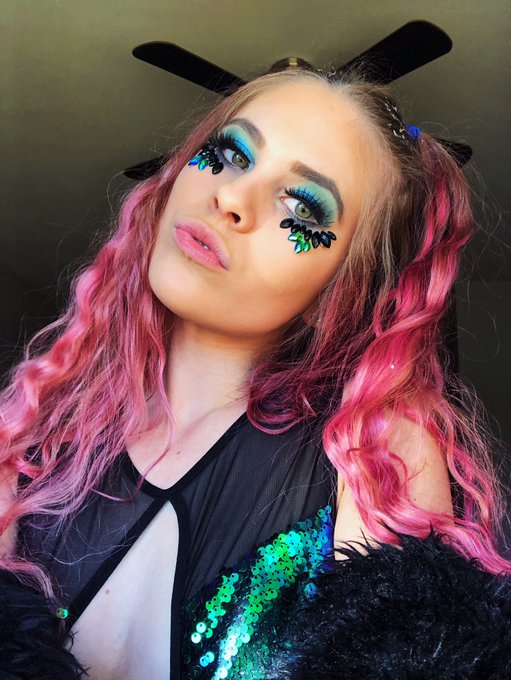 @DecadenceAZ day 1!!! https://t.co/Q7EeJTvAcx<a class="tags" target="_blank" title="On Twitter" href="/?out=eyJ0eXAiOiJKV1QiLCJhbGciOiJIUzUxMiJ9.eyJpYXQiOjE3MjY5MTQ2MDUsImlzcyI6InR3cG9ybnN0YXJzLmNvbSIsIm5iZiI6MTcyNjkxNDYwNSwiZXhwIjoxNzU4NDUwNjA1LCJyZWRpcmVjdF91cmwiOiJodHRwczovL3R3aXR0ZXIuY29tL0RlY2FkZW5jZUFaIn0.ExWD7nRvCNqtQKga7jF-M4DfmtnGSP79KJW709PV3urq3jB5geLHbkgBIbKbh7WIoM2wKxnF9tLH6xSIMEdSow">@DecadenceAZ</a><a href="/tag/newprofilepic"class="tags"><span>#newprofilepic</span></a>