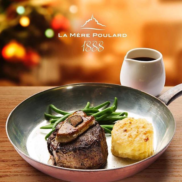 Have you tried the star of the La Mere Poulard Christmas Spread? The Tournedos Rossini, a French steak dish of beef tournedos generously pan-fried in butter and topped with a scrumptious slice of foie gras. Served with Gratin Dauphinois (a dish of sliced… bit.ly/2CHTTuT