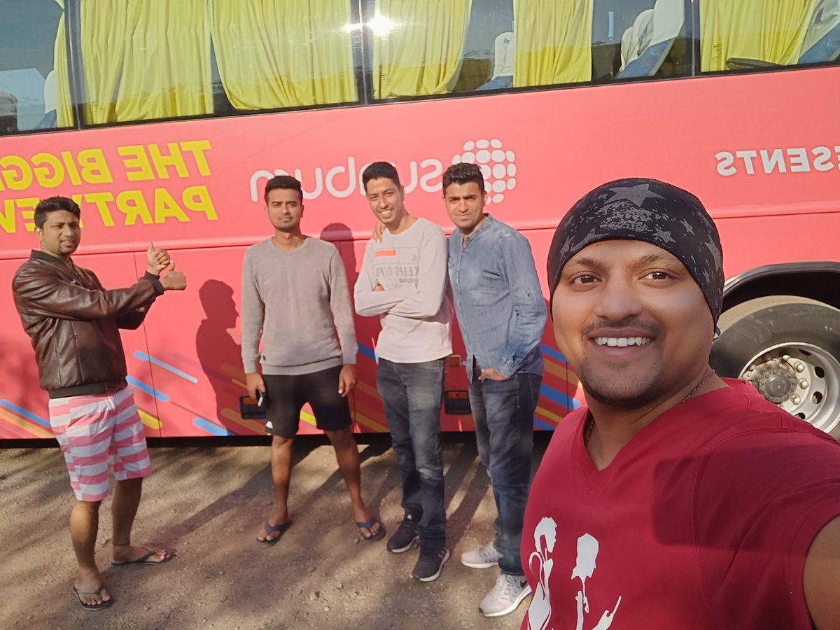 Sharathrajr12's tweet photo. @SunburnFestival @kingfisherworld  On the way for the Biggest Party ever... https://t.co/l4cwrjbUHu