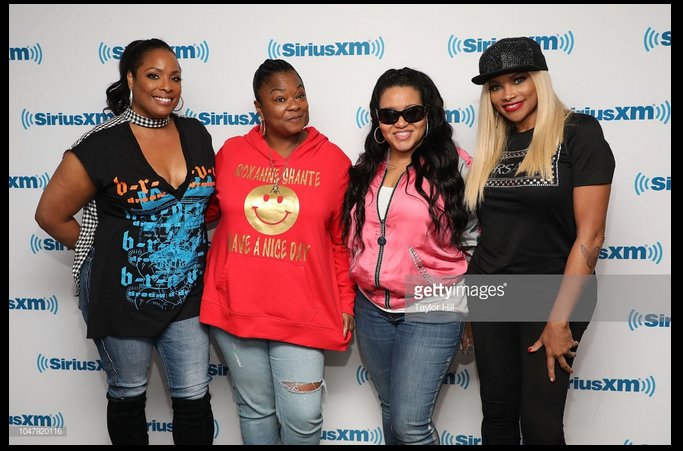 RS_Publicist's tweet photo. The TRUE Queens of Hip Hop. Label Mates (Pop Art Records). The Queens of Queens. Rap ICONS: @ImroxanneShante , @Spindeezy , and @TheSaltNPepa 👑👑👑👑 #roxanneshante #saltnpepa #spindarella https://t.co/vhNc3AGZBD