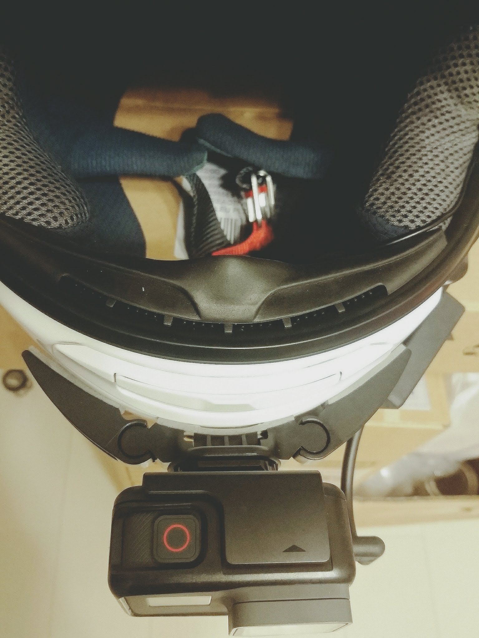 紅茶 S1000r Motoradds 顎マウント Goproを買ったので顎マウント にしてみました Motoraddsのベースマウントを使用してます 角度をもう少し上向きにしたいところですが これ以上はジョイントで対応する必要あり そもそもrx 7xは普通の曲面ベース 紅茶 S1000r Motoradds 顎マウント Goproを買ったので顎マウント にしてみました Motoraddsのベースマウントを使用してます 角度をもう少し上向きにしたいところですが これ以上はジョイントで対応する必要あり そもそもrx 7xは普通の曲面ベース