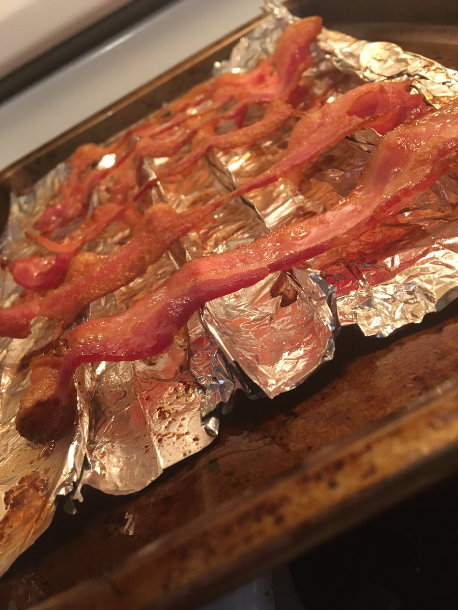 NormaElise1's tweet photo. @Sol0Pian0 @JuiceTooWavie @glo_riousBC ππΌππΌππΌππΌ Iβm sayin! I just did this recently too! #Hack #Bacon #BaconRack https://t.co/mTBeJG3mjt
