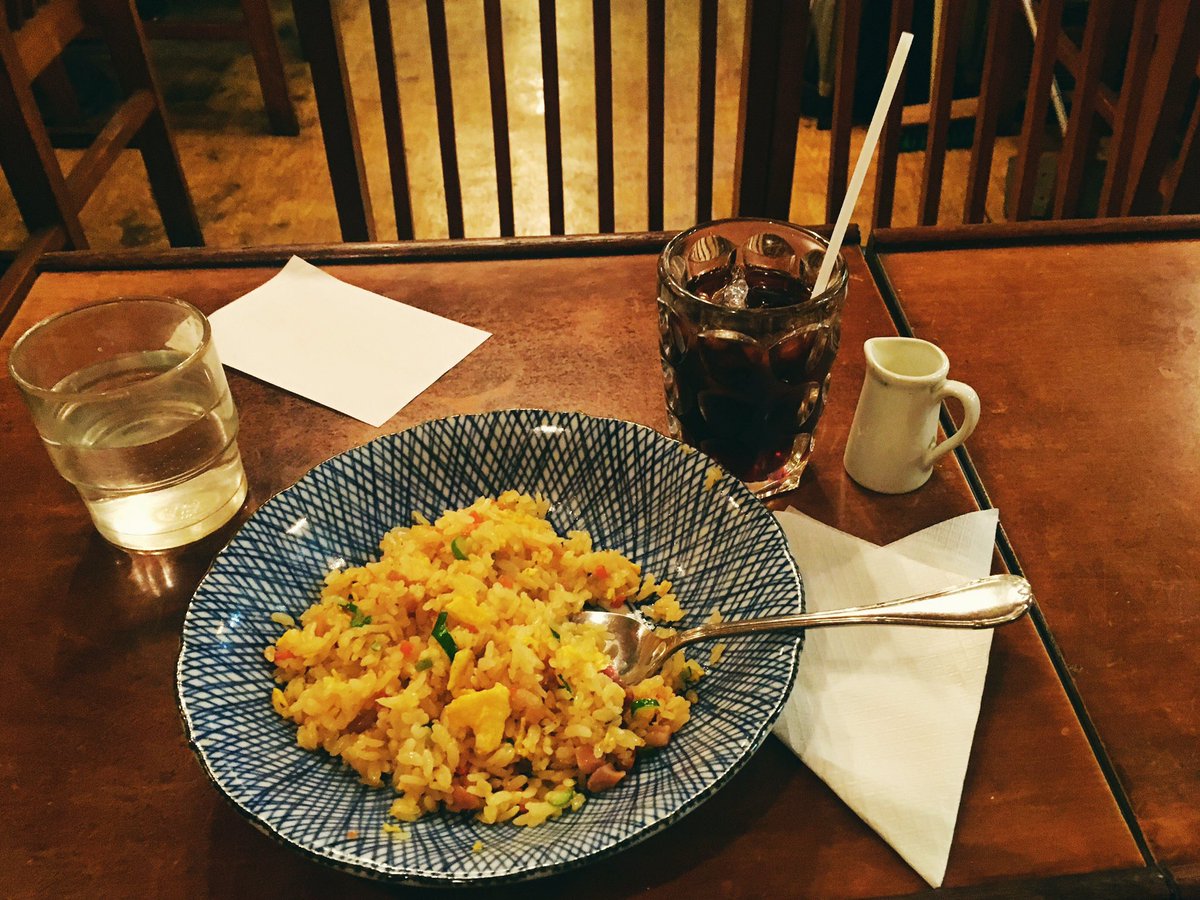 nyaniiro's tweet photo. 大晦日ランチは焼きめし
今年最後の喫茶店は大好きなママさんがいるお店で。。
#純喫茶 #2018LAST https://t.co/sAeXqgQePe