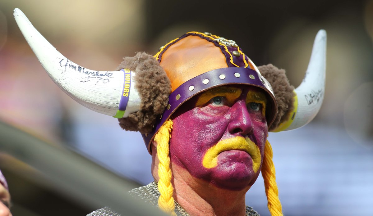 CBSSportsHQ's tweet image. Kirk Cousins is now 5-25 against teams with a winning record.