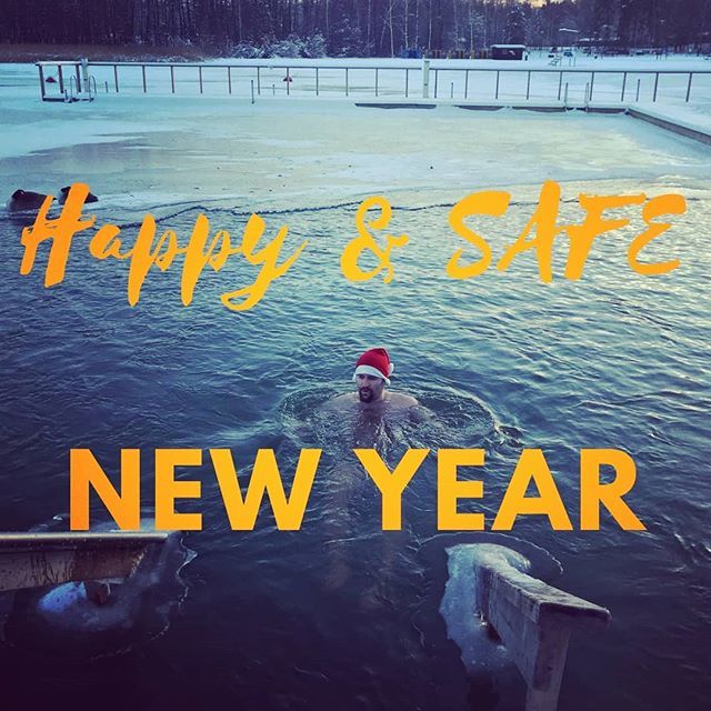 360swim's tweet photo. Have a Happy and Safe New Year
.
.
.
.
#happynewyear #iceswimming #talviuinti #oittaa #winterswimming #360swim #besafebeseen #coldwater #santa #suomenlatu #sauna https://t.co/BsJPiPE8Wu https://t.co/ohPR24tjjx