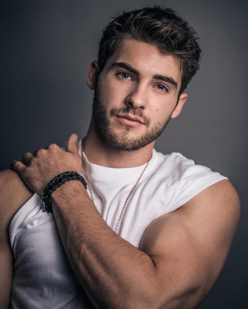 sboficial's tweet photo. TOP GATOS DO ANO

20 • Cody Christian https://t.co/hxntjOHmpL
