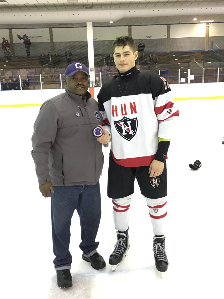 Final <a href="/HunHockey/">Hun Hockey</a> 5 @SICPBoysHockey 0 1st SOG Matt Argentina Hun #TheChampsPlayHere