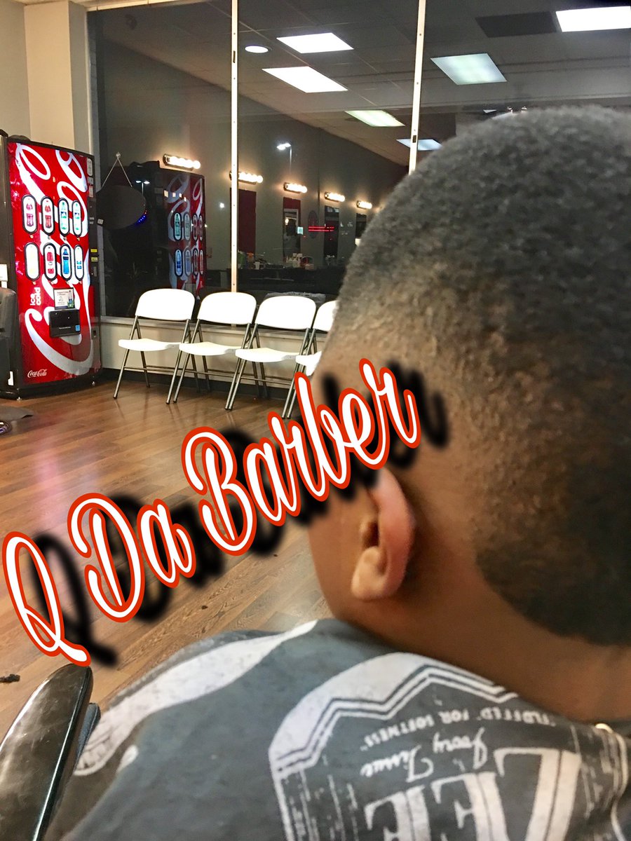 StephenHeard8's tweet photo. #barbergrind #barbersoninstagram #barberfam #cleancut #tapeups #barbernation #barberlife #qualitycuts #barbersoul #fadeu #barberforlife #barberconnect #fadegame2raw #barbercuts #tapergang #clipperwork #majorleaguebarber #barbergame #barberhood #barberswag #barbersociety #AskForQ https://t.co/uRWbBoVsZG