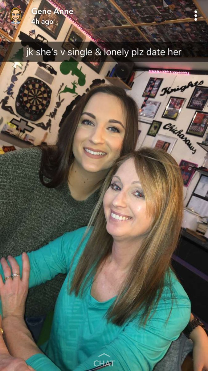 NoelleBerst's tweet photo. I had my mom's ring on today (it looks like an engagement ring), and my little sister took a photo and posted it. She then posted a follow-up. Sweet, thanks... https://t.co/cHENNMsyqh