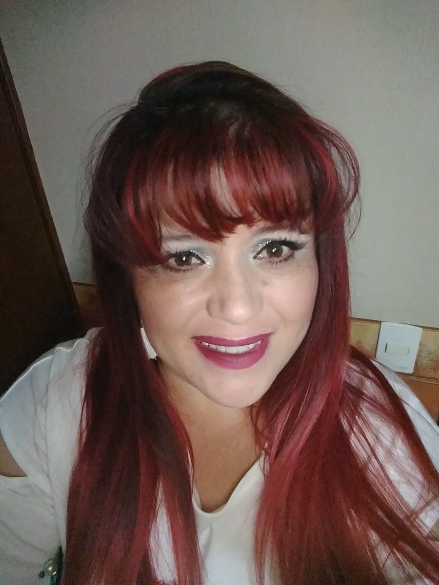 normaangya's tweet photo. Ante la adversidad es mejor sonreír.. https://t.co/SAazKucTNq