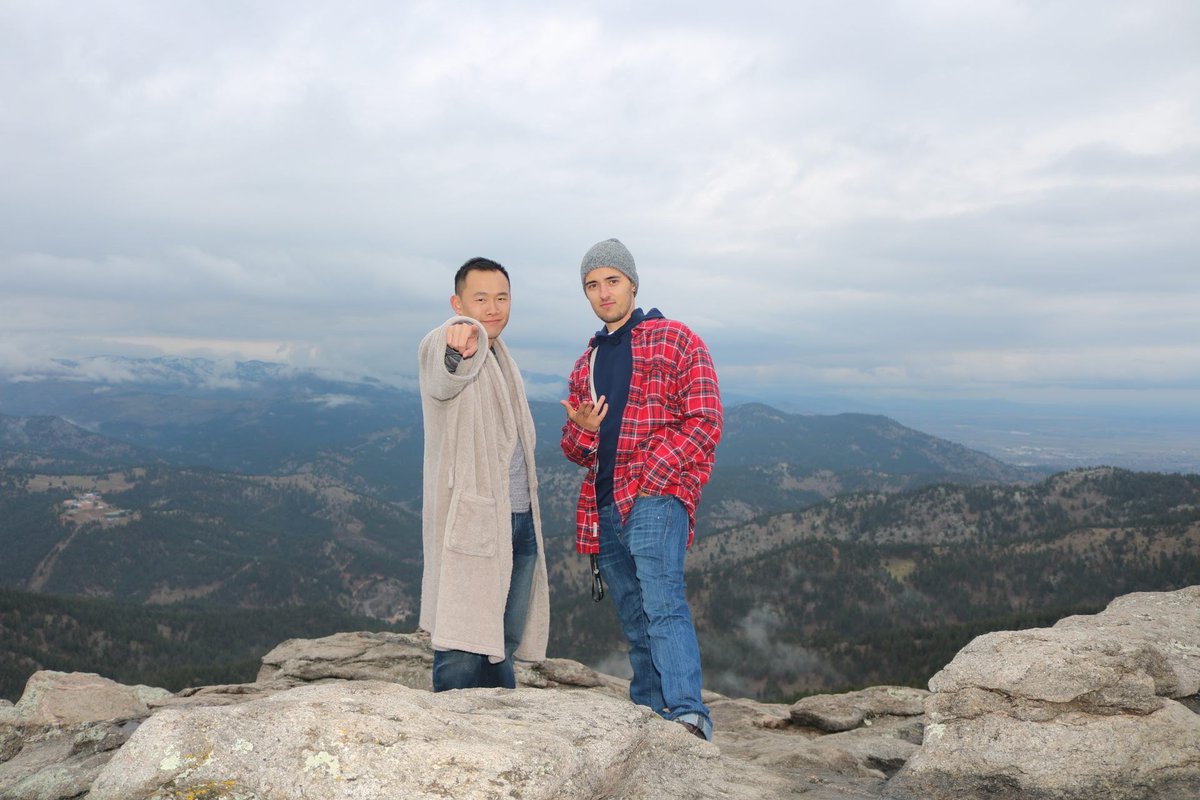 zhao_feel's tweet photo. Happiest day of birth shout-out to Mr. StealYoGirrl 💦 (i.e. @randy_gardner95) Watch out ladies...he's single and very ready to mingle https://t.co/6FoUxTePfp