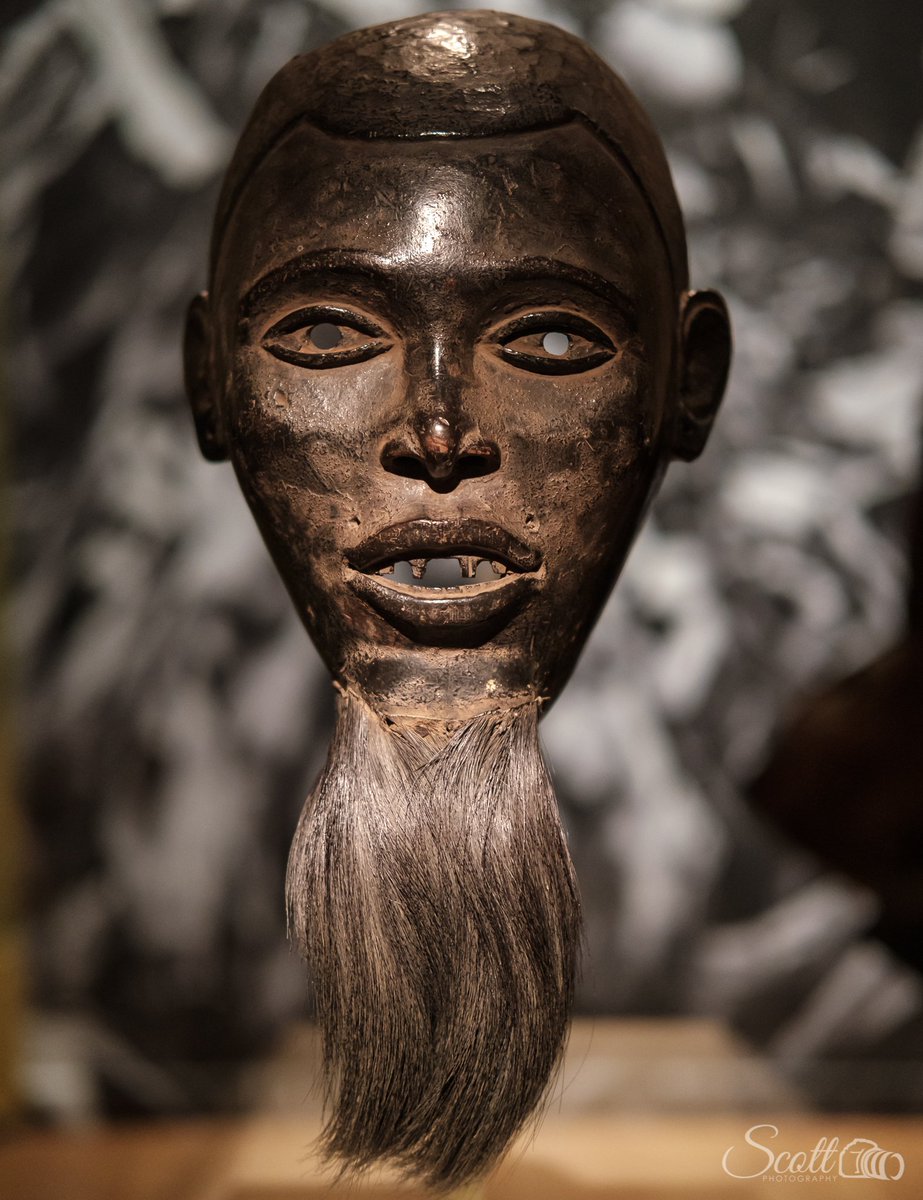 scottphoto_va's tweet photo. mage from the #Congo #mask exhibit at #vmfa. This particular mask is a male mask of the #Yombe culture, 19th century. A lot of #african history here; definitely worth the visit. #Colonialism, I tell ya...
#congomask #art #africanart #congolese #woodworking #museum #rva https://t.co/3ISZ3vNjzi