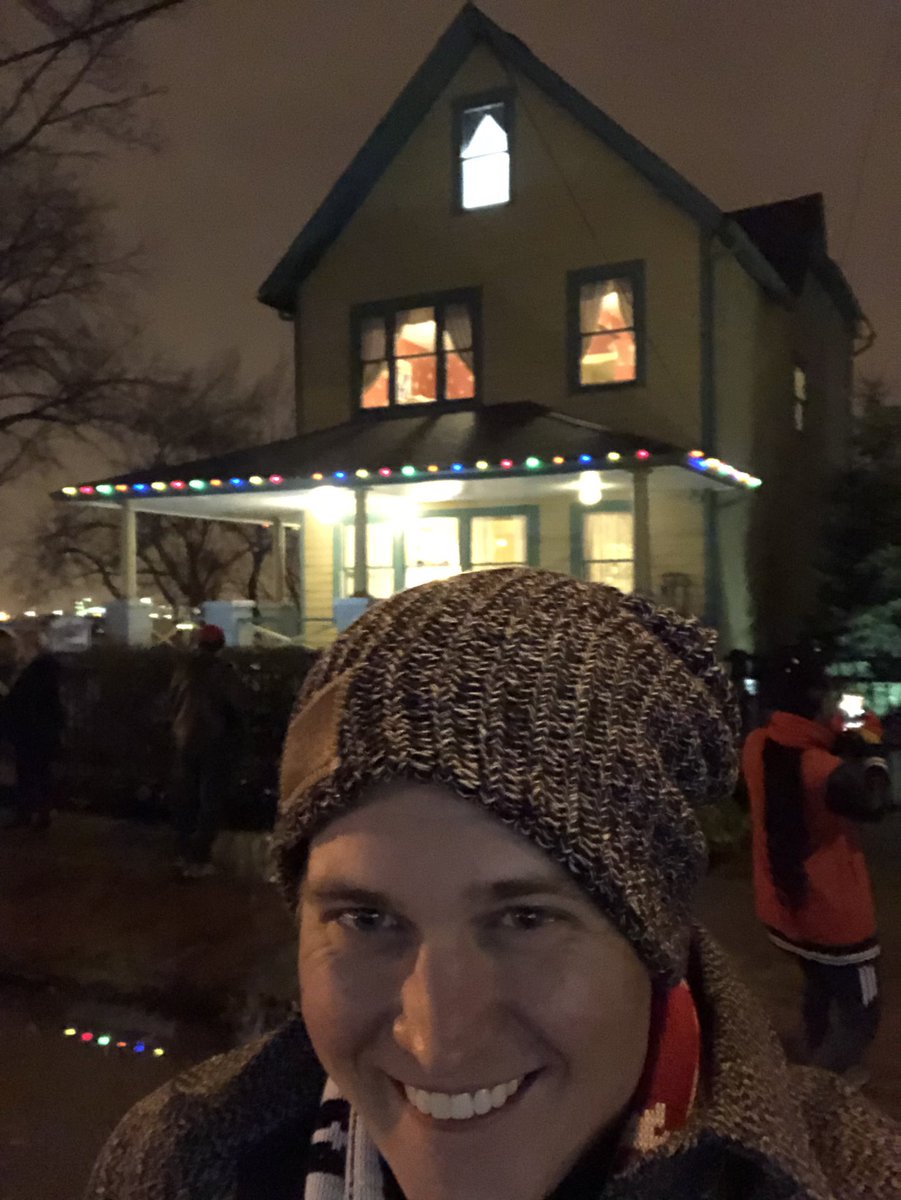 I just realized I forgot to post this!   Me at the Christmas Story House in <a href="/CityofCleveland/">City of Cleveland</a>! #christmasstory #leglamp #cleveland #loveyourmelon #ralphie
