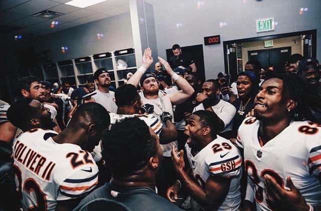 Great rookie season! Thank you #DaBears for believing in him. #TeamToliver #FootballLife #PrayingParents #proudmom