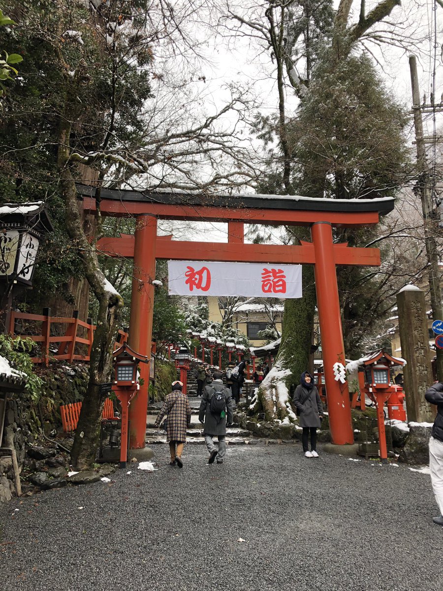 ね こ おじさん あら 雪降ってるじゃない 寒いと思ったわ ね こ おじさん あら 雪降ってるじゃない 寒いと思ったわ