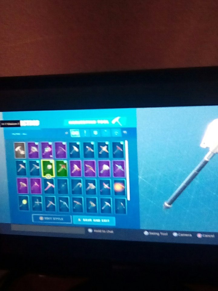 HikeRegis's tweet photo. Trading for renegade raider only #ghoultrooper #fortniteaccounts #renegaderaider https://t.co/9xwy9SfA3o