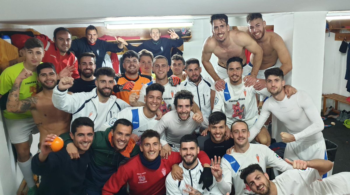 IvanMoya3's tweet photo. Acabando el año de la mejor manera... @GuadixCF https://t.co/5tcVR2pVHG