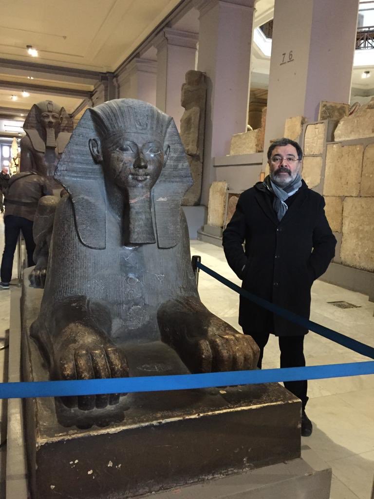 baskomsernevzat's tweet photo. Yeryüzü bir bütündür dostum, kültür dil, din, ırk ayrımı yapmadan akan bir ırmaktır. Ne mutlu bu ırmakta yüzenlere. Ne mutlu bu kültürle insanlaşanlara... https://t.co/K3HbMBuk3s