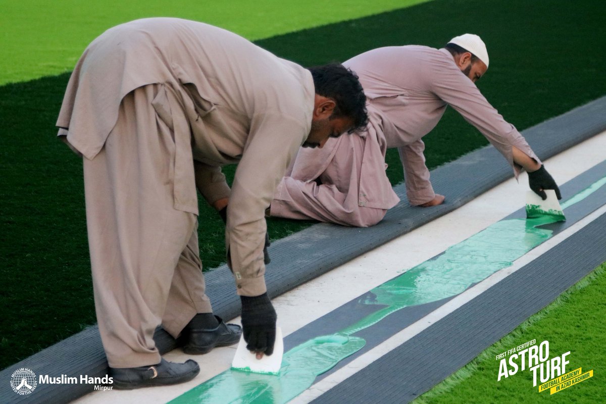 MuslimHandsMRP's tweet photo. Put the rigidity and durability of the Astro Turf on a side, sticking it to the ground is the guarantee that #MuslimHands team on ground needs to provide themselves, which requires great expertise &amp; dedication.  
#TotalFootball #PlaySweatRepeat #StreetChildUnited #Sports https://t.co/jbCDEHI2UV