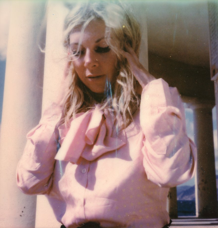 instant_photog's tweet image. &quot;Instant film is more than a passion, it’s a real commitment&quot;. To close the year we are proud to present Clare Marie Bailey, recognized for her very biographical work and with a sphere of surrealism that we love. Interview by @AndreiAndreea2 polaroidoftheday.com/interview-with…