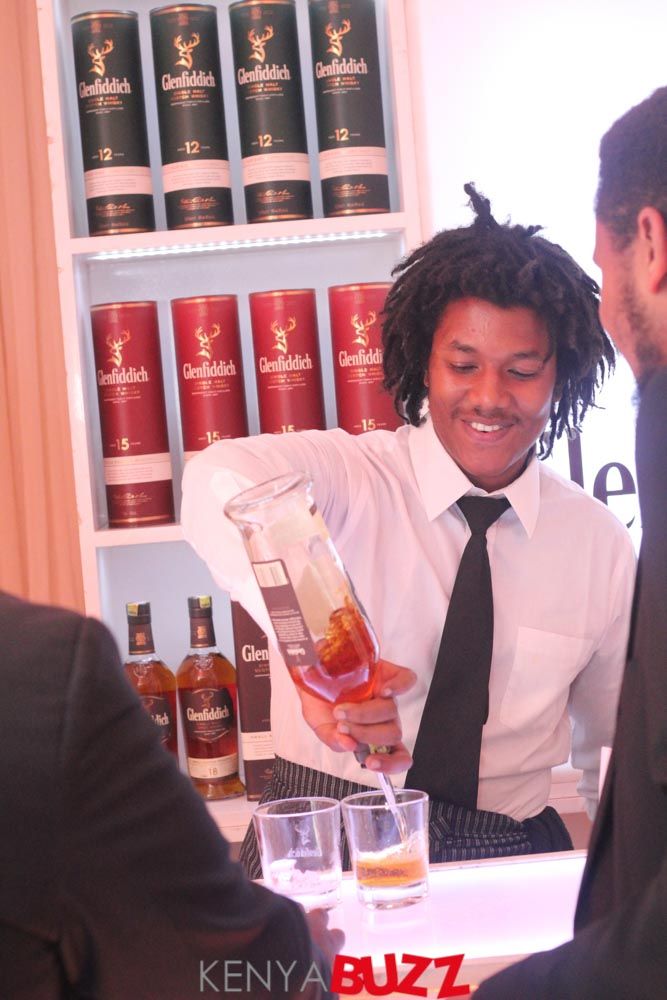 KenyaBuzz's tweet photo. #2018 ✨
Glenfiddich 21 Unveil at Trademark Hotel (13/12/2018)
#KBGalleries 👉🏿 https://t.co/1s4qG4FMHH https://t.co/vpFA4La9mV