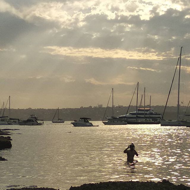 La última del 2018 va sin filtro. Gracias a todas y a cada una de las personas con las que compartí algún momento este año, por un 2019 de reencuentros y nuevas experiencias. Salut! bit.ly/2AqcslF