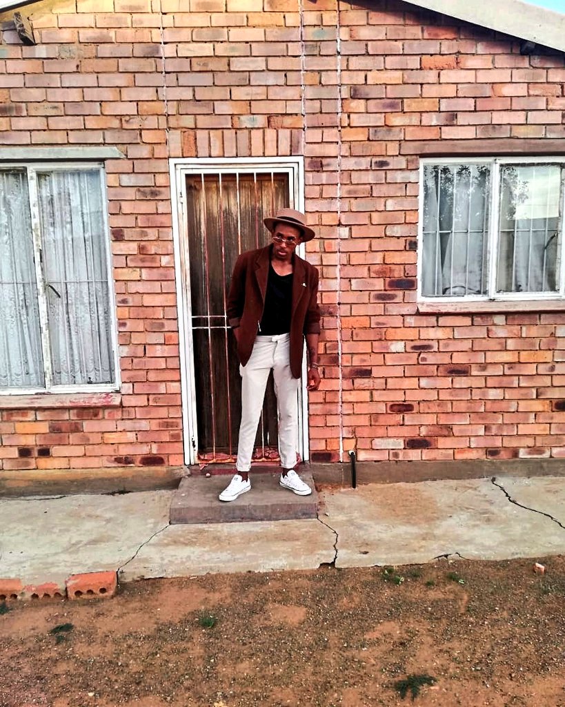 MM_Dominique's tweet photo. The journey awaits. Its a takeOver!!

#vintage #vintageclothing #modernfashion #fashion #stylist #concepts #Creative https://t.co/4fIcJIwuU5