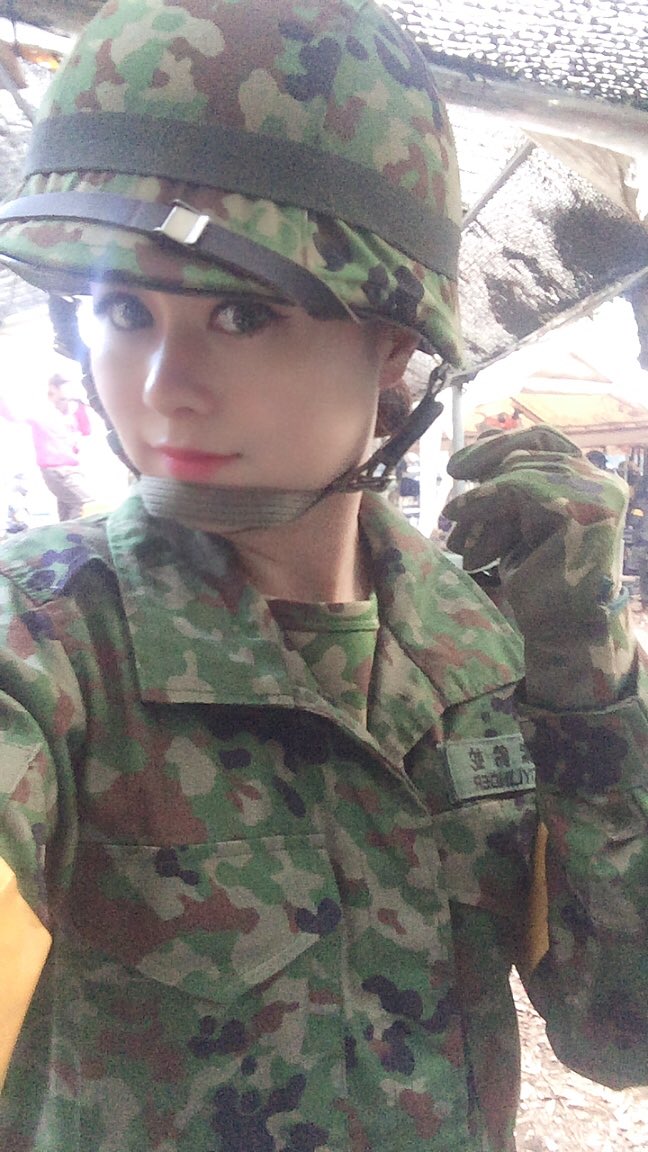 紫鈴蛇 Twitterissa 今日は撃ちおさめです 戦 にきています てっぱちにろくよんでがんばる サバゲー ミリタリー 千葉 只今ハンバーガーヒル戦 サバゲー女子 自衛隊 陸上自衛隊 撃ち納め アイドル サバゲーアイドル Fプリ ハンバーガーヒル戦