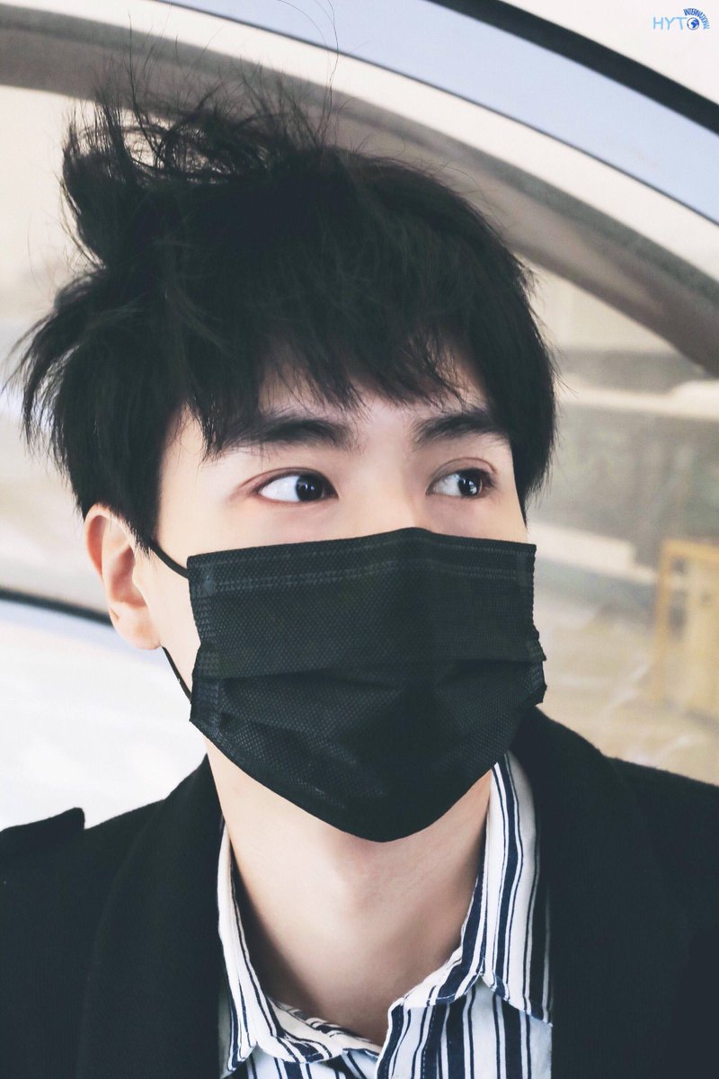 huyitian_intl's tweet photo. [HQ] 181225 Shanghai - Xiamen
© @huyitian_intl 

#HuYiTian #胡一天 https://t.co/RBY9vZnEEK