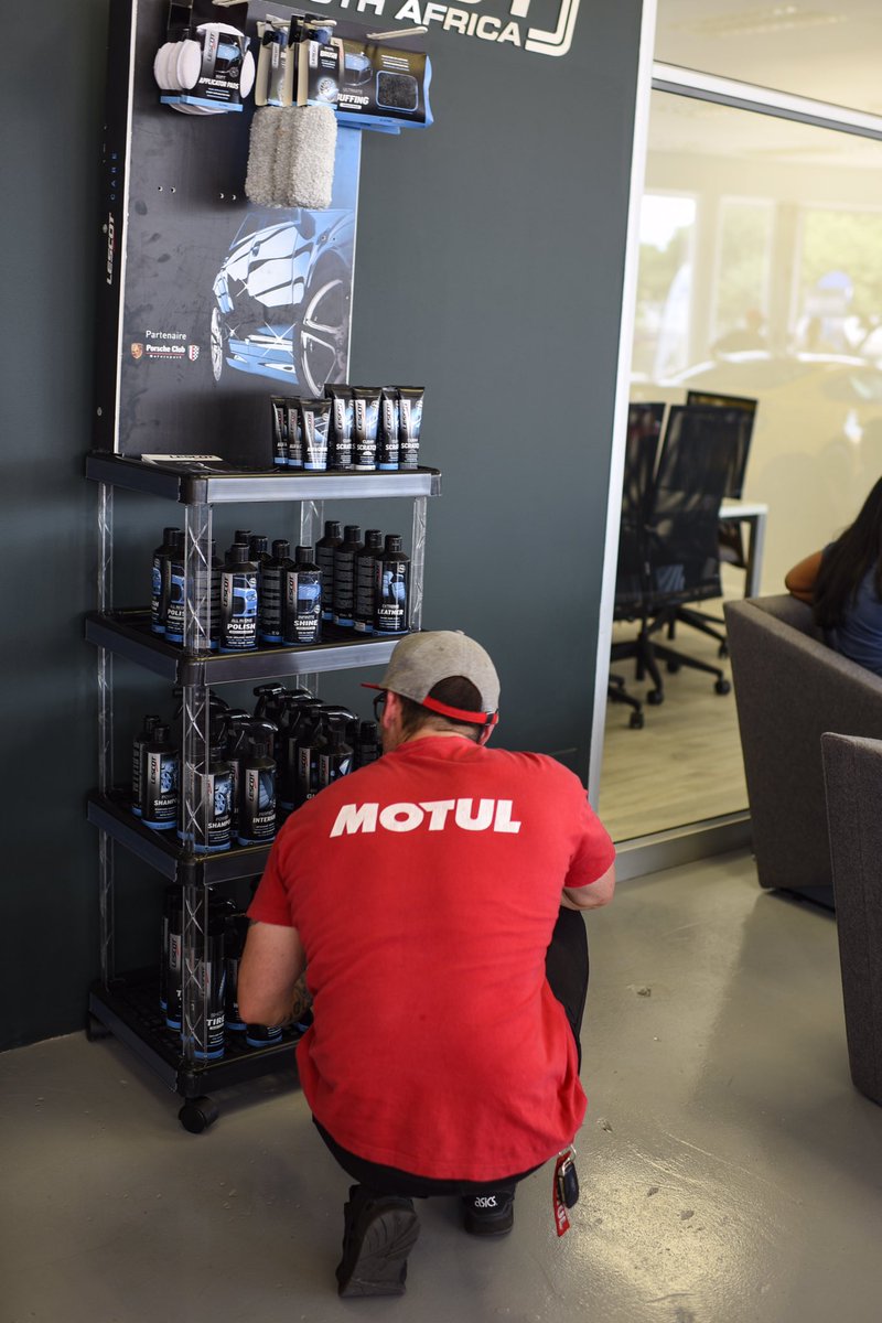 Celebrating our partners🍾 #motulmonday 🔥 Looking for any @motul_south_africa and @lescotcare products, look no further than Road To Race SA👌 Contact us for more info🙌🏻🤩 #sandton #capetown #national #rtr #transformation #bestinthebusiness #poweredbymotul #oemlubricants