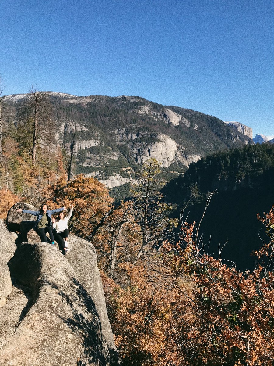 tokkiericka's tweet photo. much needed friend time 🚙🏔🌉 https://t.co/iPu98HMGFr