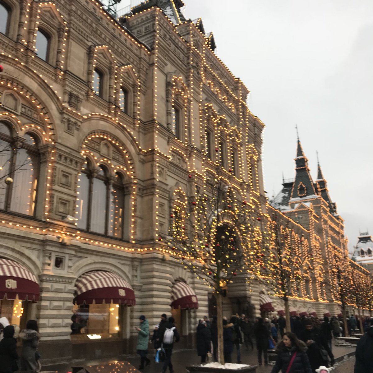 daliyaaaa1's tweet photo. Скажите мне два года назад что я буду жить в Москве , я бы посмеялась https://t.co/Cdj6cBxykq