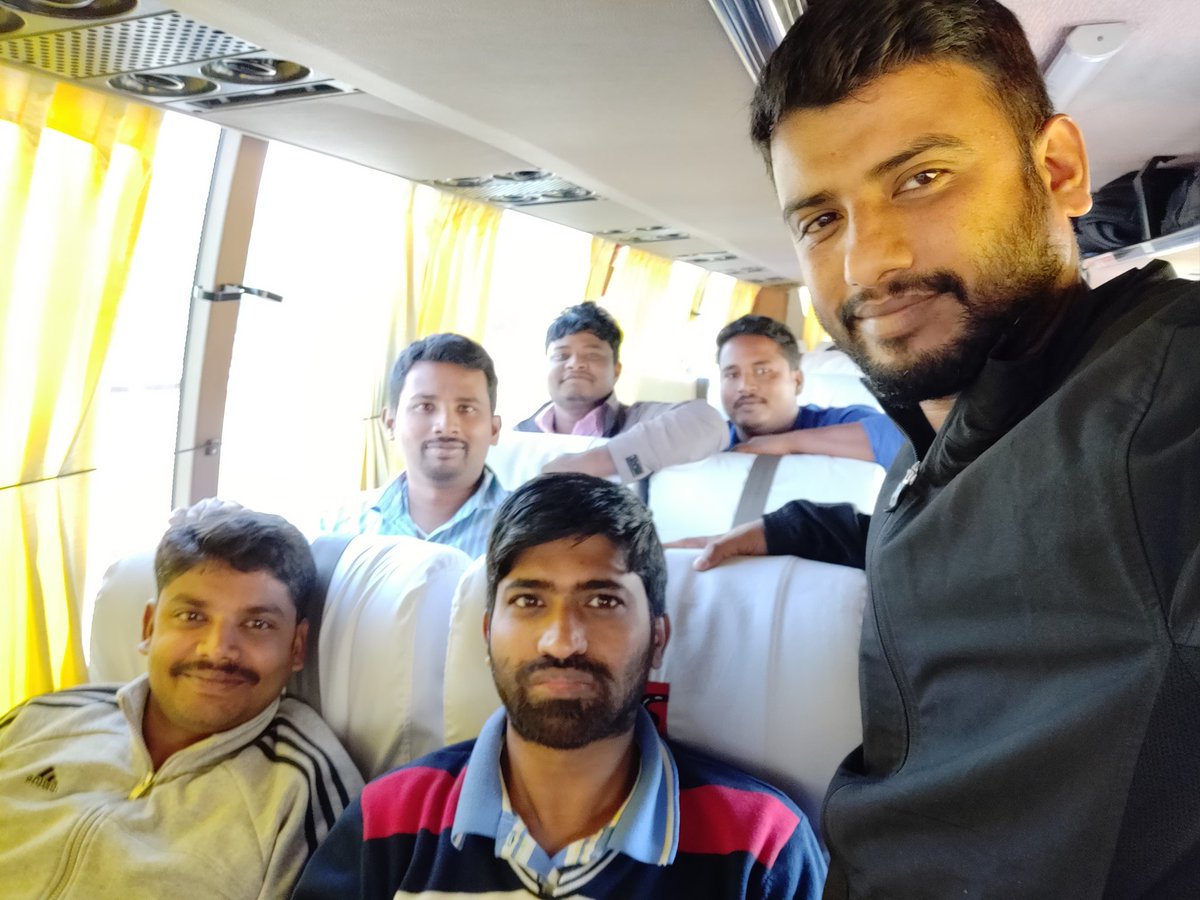 Nischith1929's tweet photo. Enroute to Pune! @SunburnFestival here we come! Thank you so much @kingfisherworld for this wonderful opportunity. #KFGoodTimesBus journey is as smooth as your beverages! https://t.co/X6IuxpT3Aa