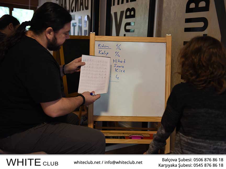 WhiteClubnet's tweet photo. White Club Müzik Kurs
https://t.co/9QBkddnLEC
#whiteclub #müzik #kurs #eğitim #spor https://t.co/ZY1KSzKQWC